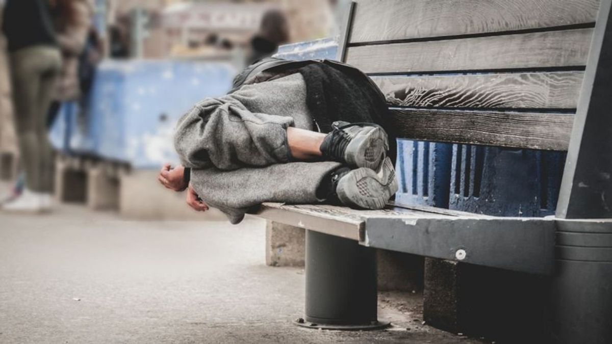 Ezt már nem lehet tovább a szőnyeg alá söpörni – el kell kezdeni kezelni a hajléktalanhelyzetet Budapesten