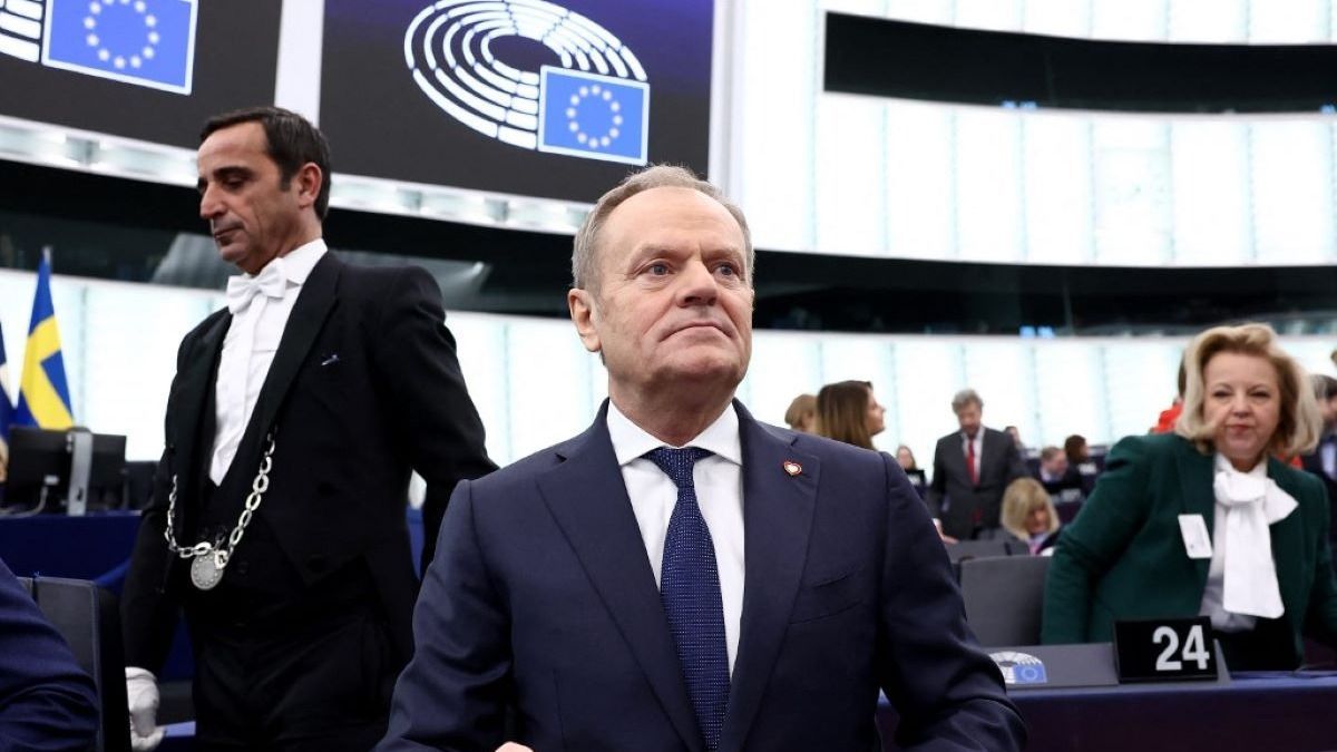 Leleplezték Donald Tusk tervét: Orbán módszerével most már könnyedén felmoshatják vele a padlót