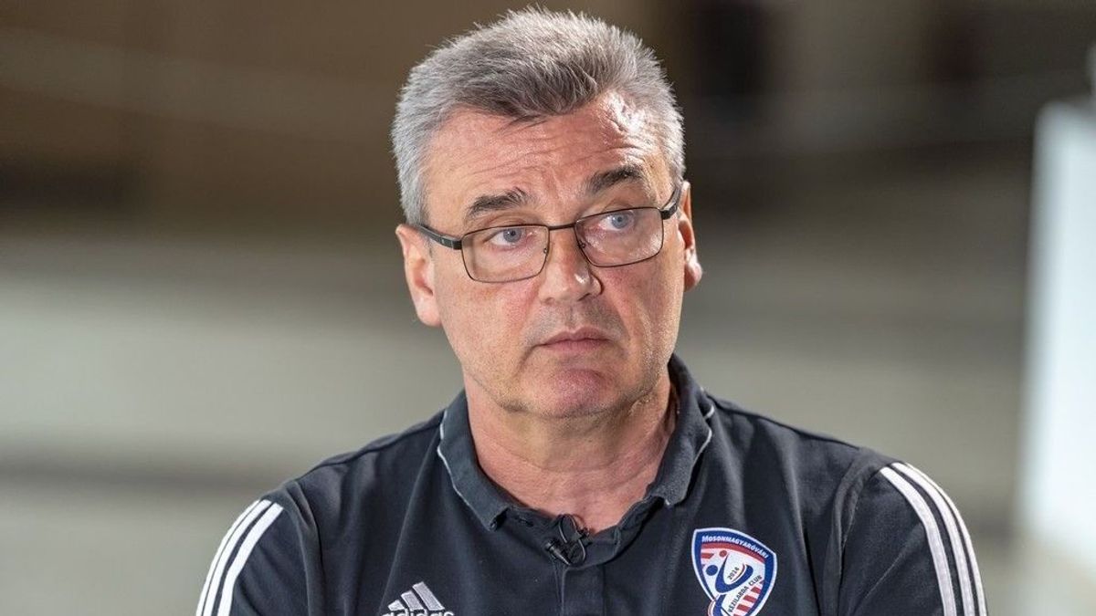 Szürreális: fél órával az Európa Liga-meccs előtt jelentették be, hogy távozik az NB I-es klubtól a sikeredző!