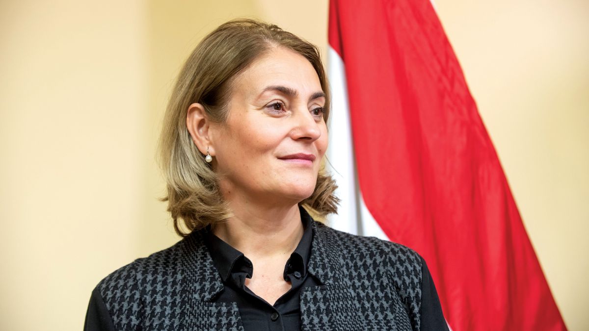 Letette parlamenti esküjét Potápi Árpád János utóda