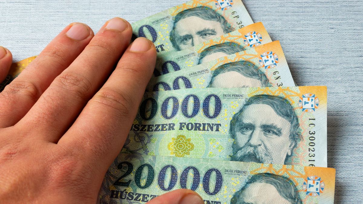 A kamatmentes munkáshitel törlesztésére is ad pénzt az állam, óriási roham indul a bankokban