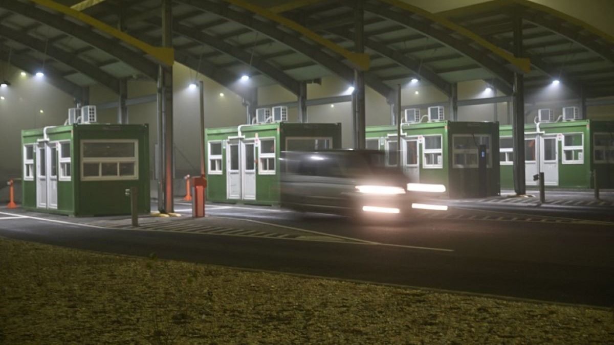 Száz éve várnak erre a magyarok: lebontják a román–magyar határátkelőt