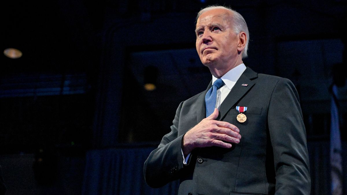 Szürreális: Biden titokban megvitatta Trump kegyelmi lehetőségét