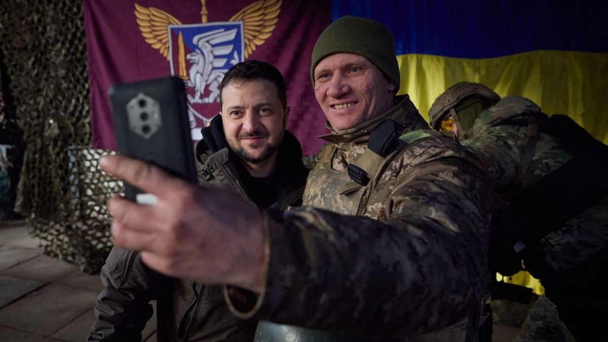 Szorul a hurok Kurszknál – elbizonytalanodott az ukránok szakértője