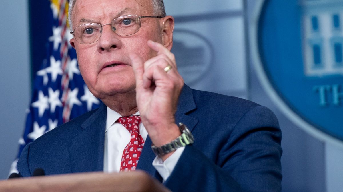 Trump embere landolt Ukrajnában, hamarosan farkasszemet néz Zelenszkijjel