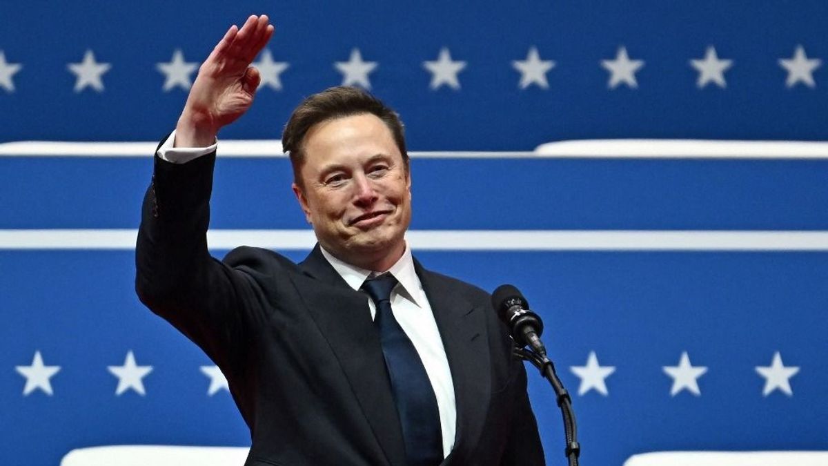 Derült égből: Elon Musk egyetlen szóval nyilvánított véleményt a magyar családpolitikáról