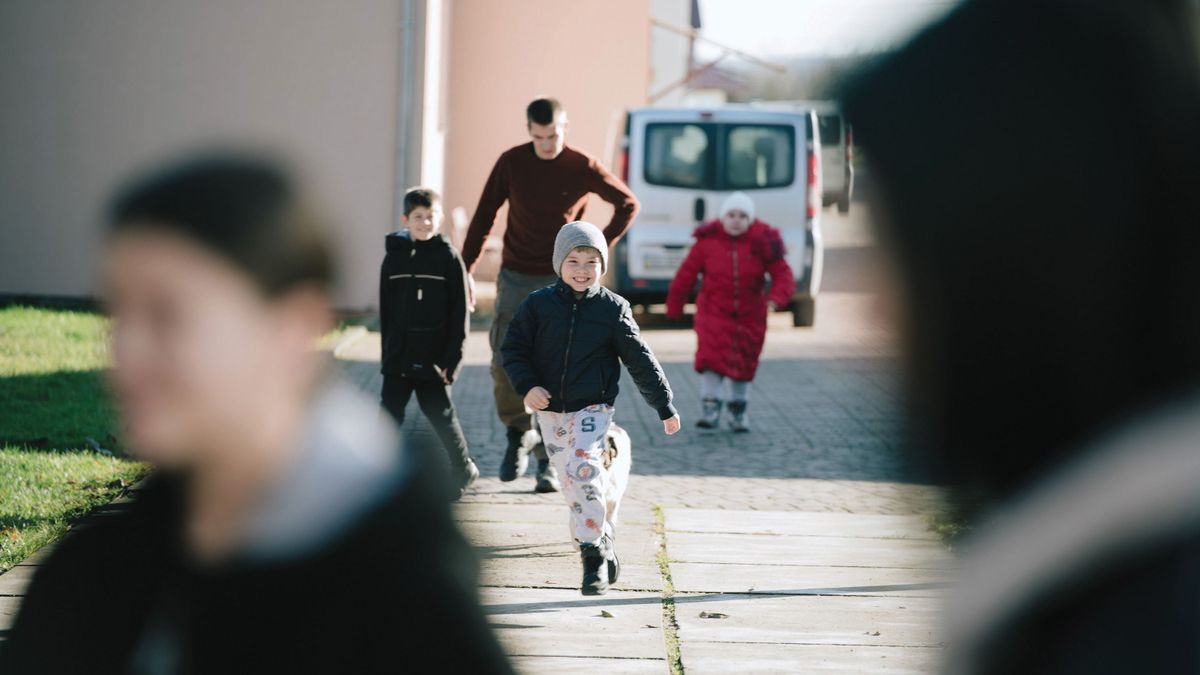 „Ahol ukrán árvák magyarrá válnak” – riportunk egy kárpátaljai gyermekotthonból