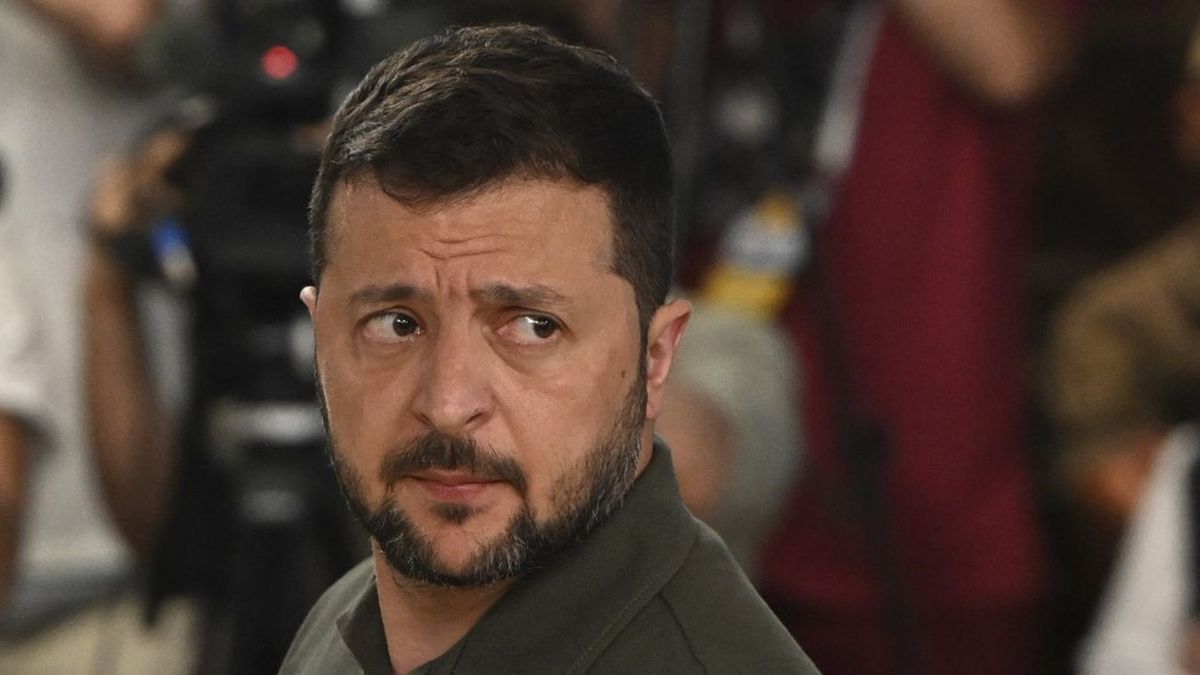 Ukrajna: romokban, százezres nagyságrendű a halottak, rokkantak száma, Magyarország: ÉL!
