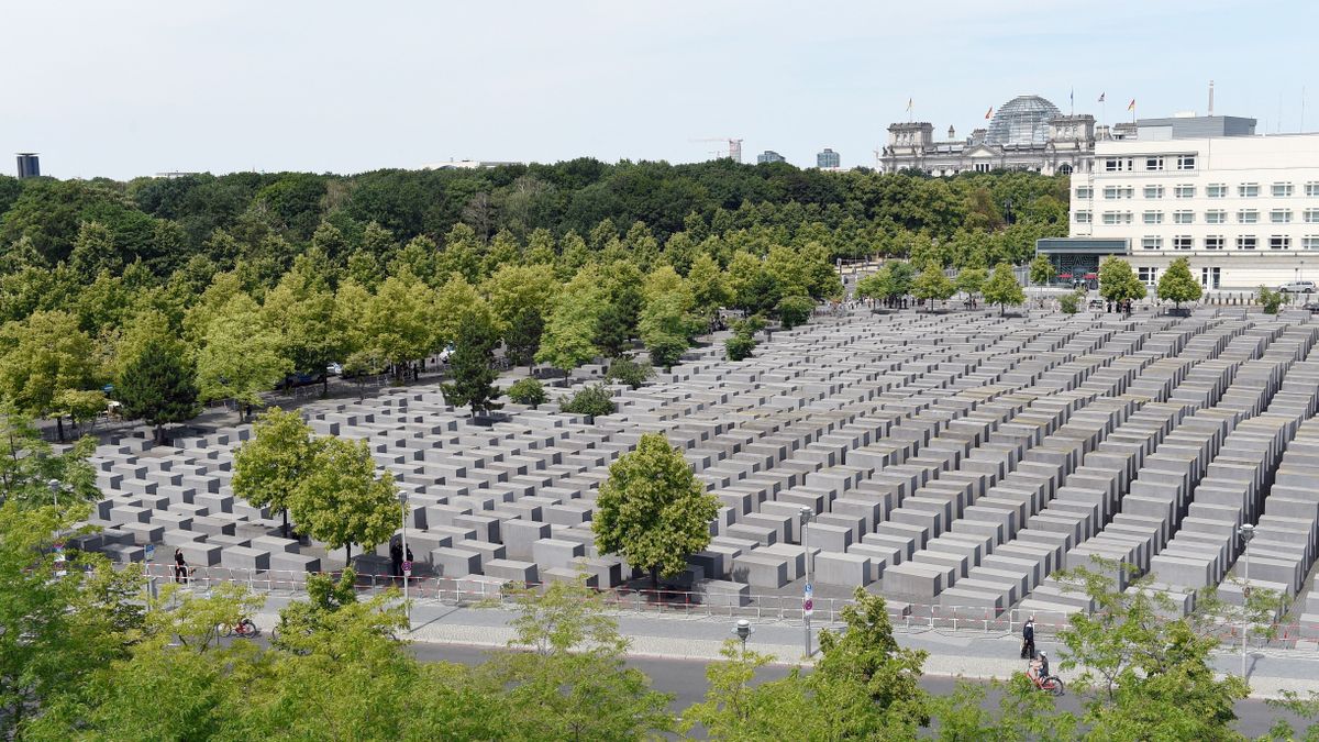 Egy berlini holokauszt-emlékműnél késelt a szír menekült
