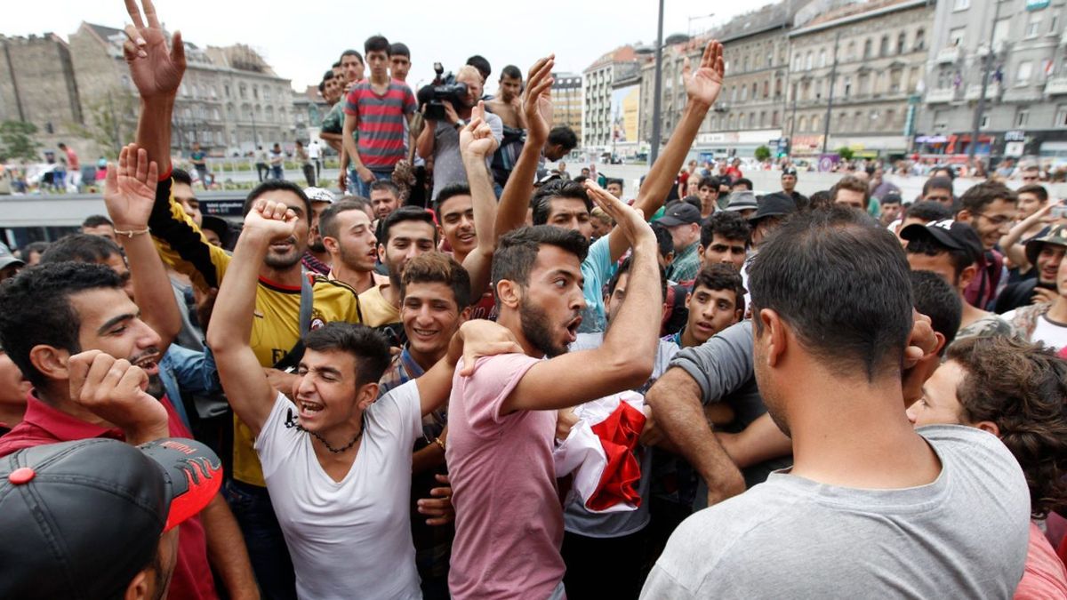 Nem volt hajlandó összeadni az illegális migránst a menyasszonyával, börtönbe kerülhet egy francia polgármester