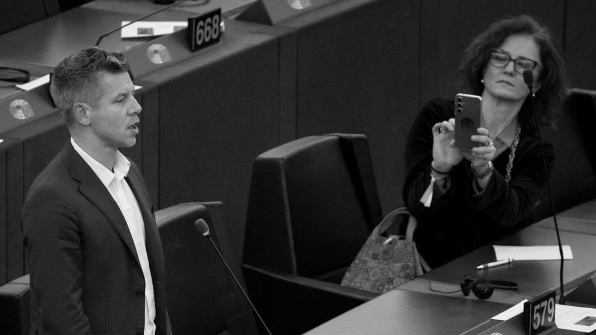 Itt az újabb bizonyíték: Magyar Péter és a tiszások továbbra is az illegális migrációért dolgoznak az Európai Parlamentben