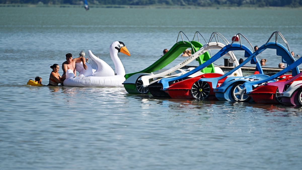 Nagy dilemma a Balatonnál: szavazás indult a hírhedt siófoki bulisétányról