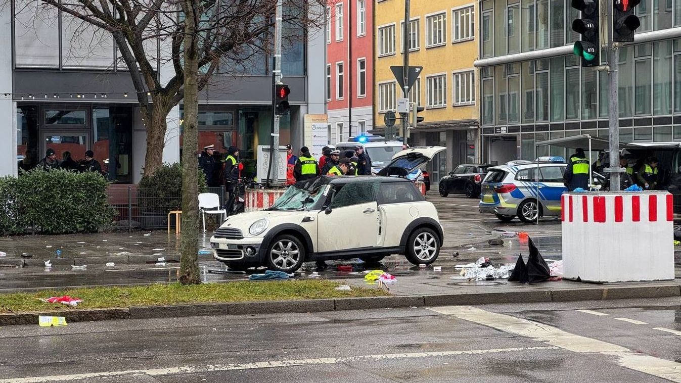 Injuries as car plows into crowd in German city of Munich