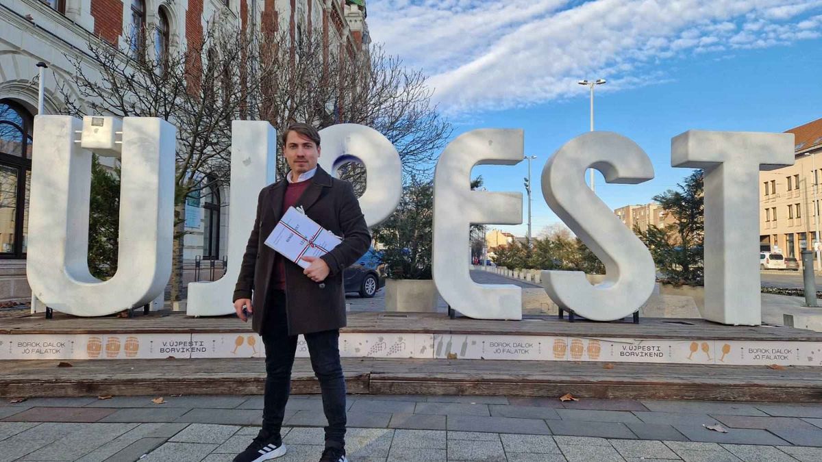 A Fidesz jelöltje mellett a jogerősen elítélt Varju László is leadta ajánlásait a márciusi, újpesti időközi választásra