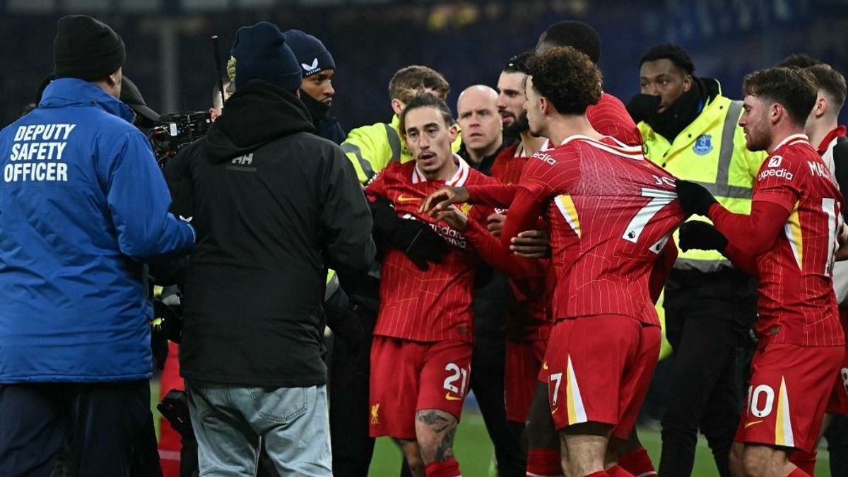 Profi szájról olvasót vetettek be Szoboszlaiék balhés meccse után – nagy bajba kerülhet a Liverpool edzője