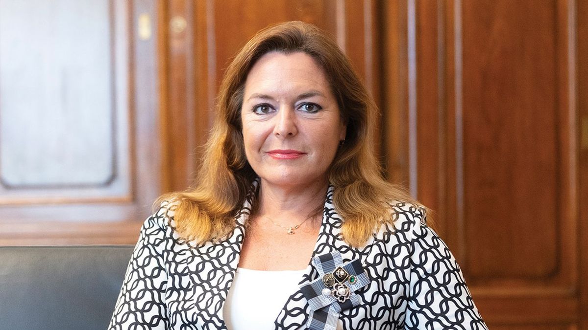 Kormányszóvivő: Magyar Péter emberei a 13. havi nyugdíj eltörléséről beszélnek