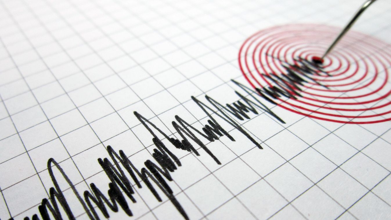 Seismograph,And,Earthquake.a,Seismograph,Records,The,Seismic,Activity,Of,An