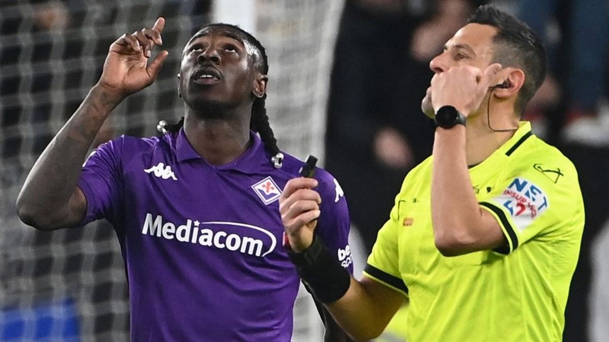 Hihetetlen: ismét összeesett egy Fiorentina-játékos a pályán (VIDEÓ)