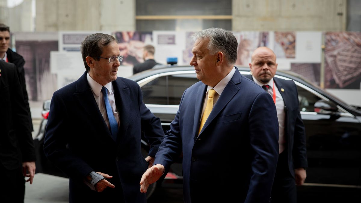 Orbán Viktor hivatalában fogadta Izrael elnökét, erről tárgyaltak