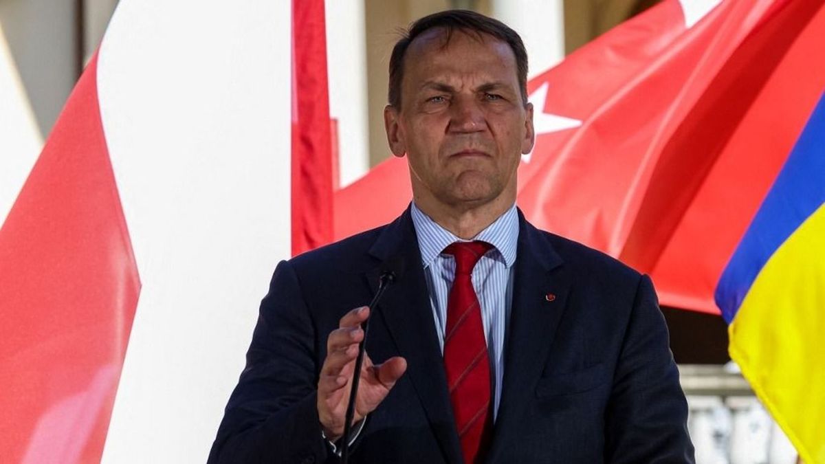 Már a lengyelek sem támogatják Zelenszkijt az európai hadsereg létrehozásában