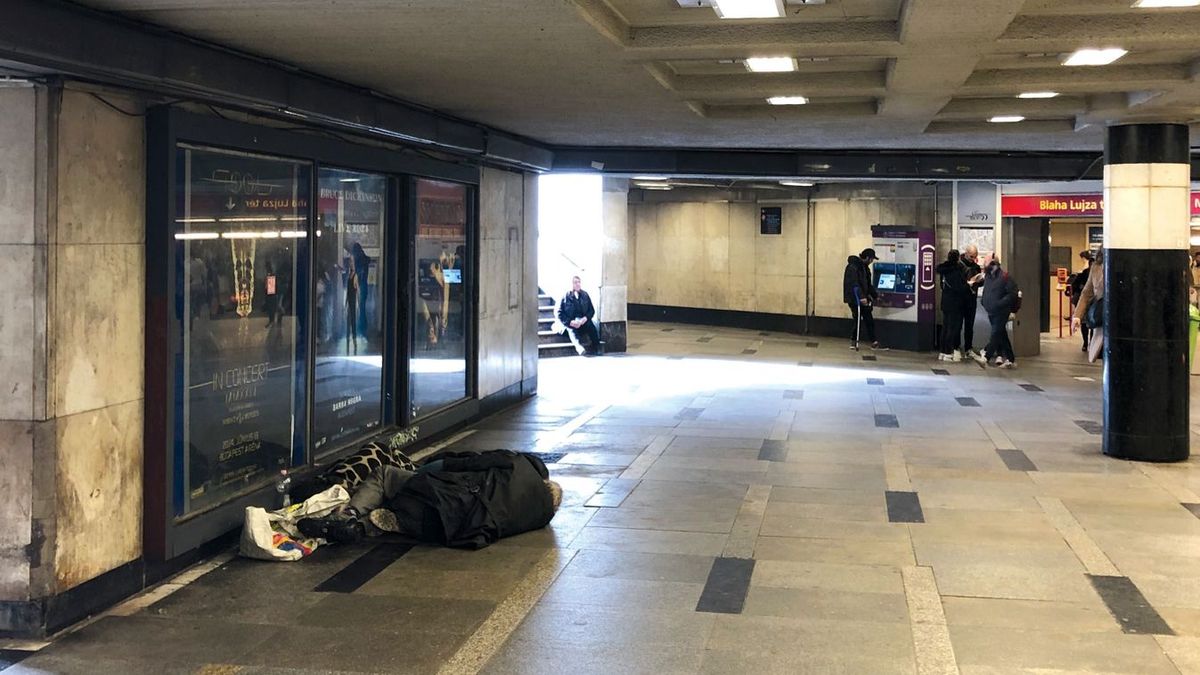 Karácsonyék döntöttek: új korszak kezdődik az aluljárók történetében, nincs több sütés-főzés