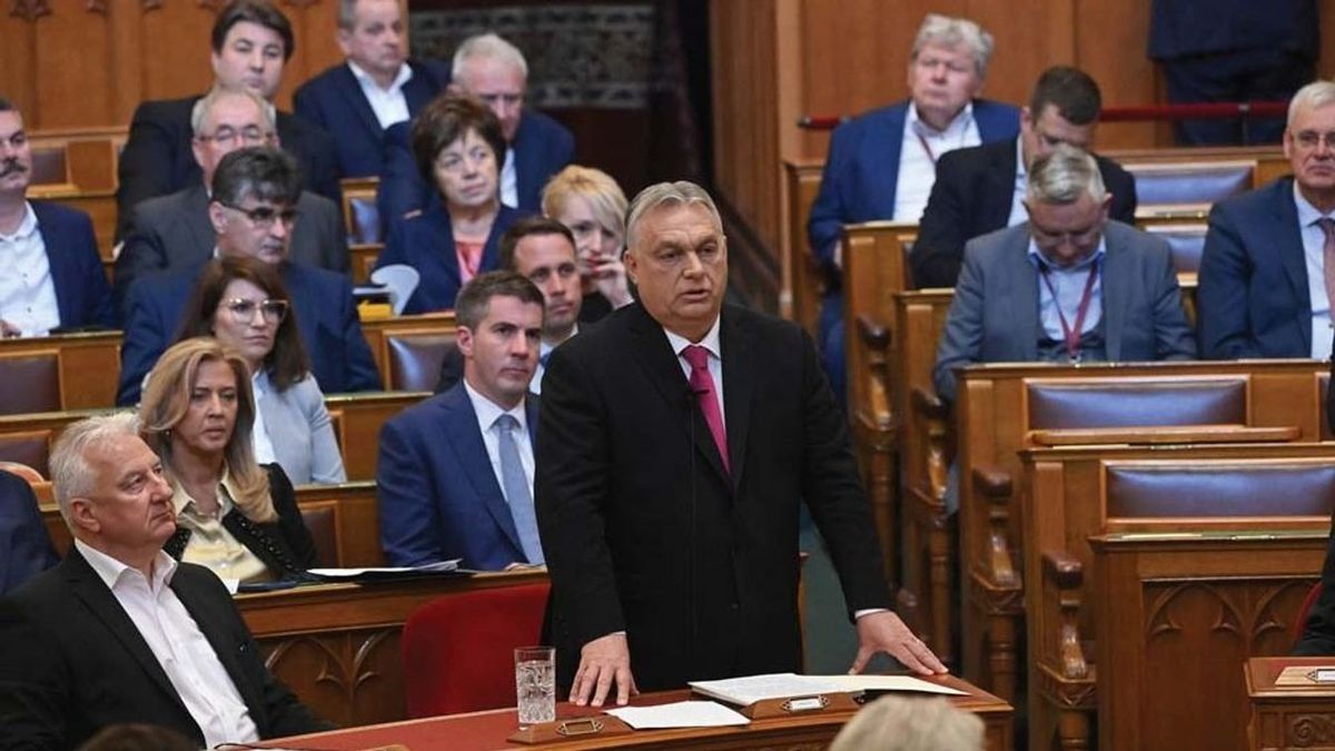 Áttörés a gazdaságban, bekeményítés Brüsszellel szemben, a guruló dollárok korszakának vége – nézze vissza Orbán Viktor parlamenti felszólalását! (VIDEÓ)