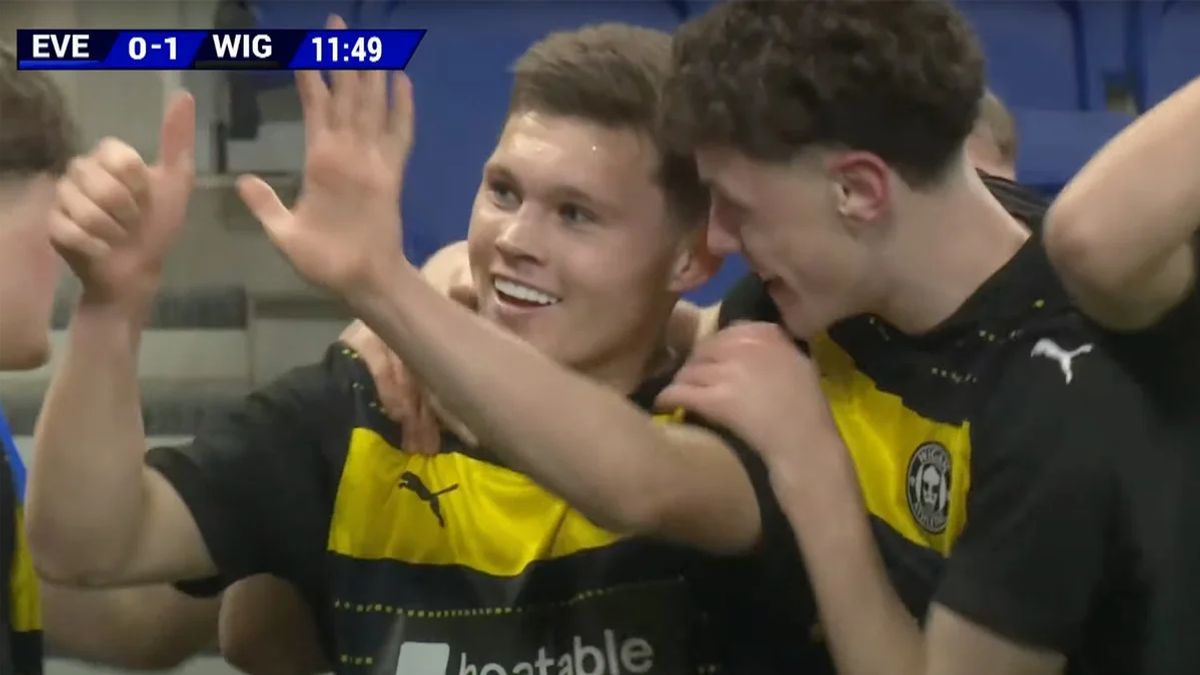 Hatalmasat trollkodott a fiatal játékos az új stadionban – ezt Szoboszlai edzője sem hagyta szó nélkül (VIDEÓ)