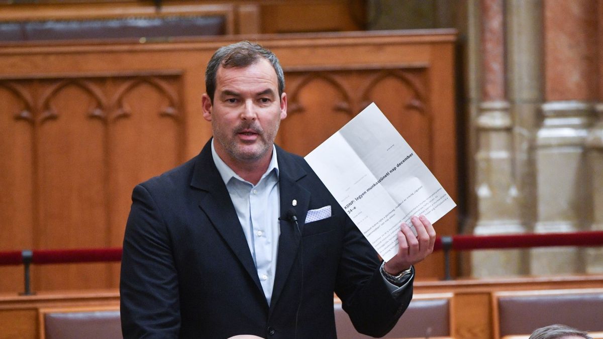 Tovább olvad az eddig sem túl acélos Jobbik-frakció