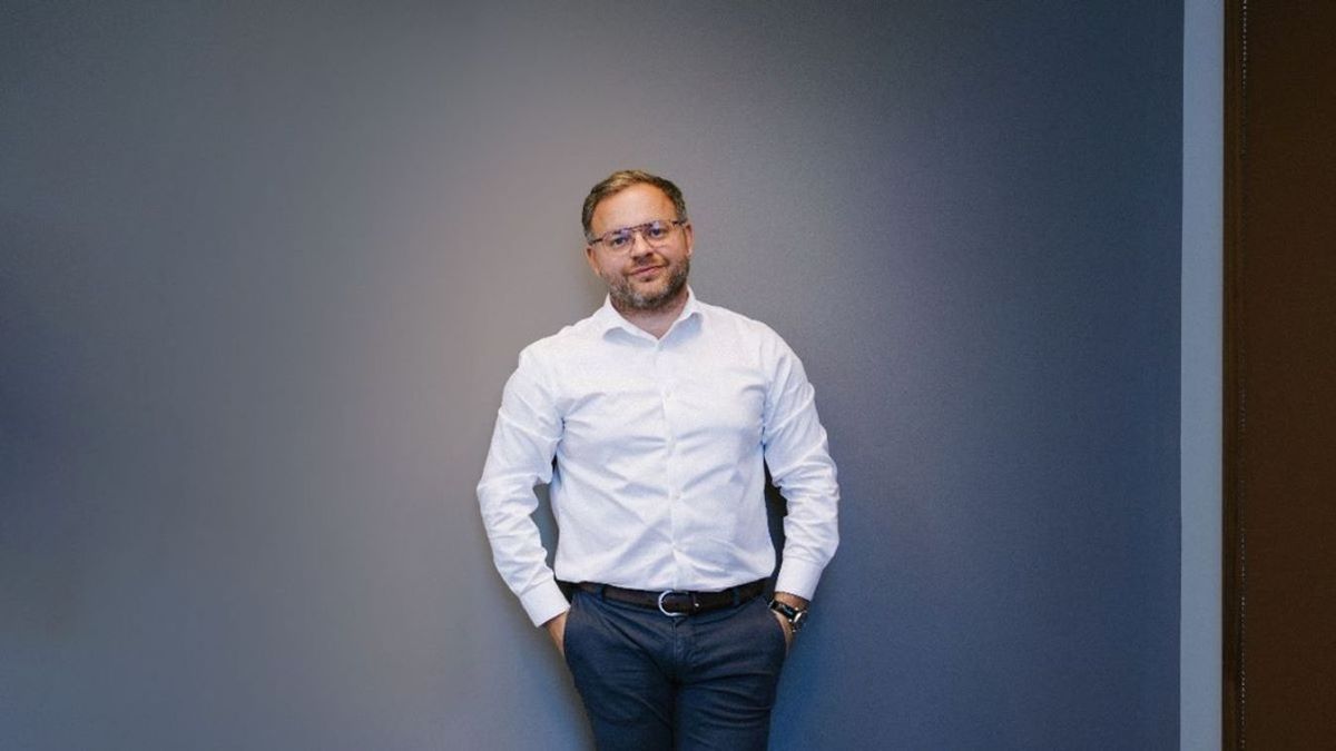 Hatalmas tehertől szabadul meg Magyarország: még Elon Musk is megosztotta Orbán Balázs Washingtonról szóló posztját
