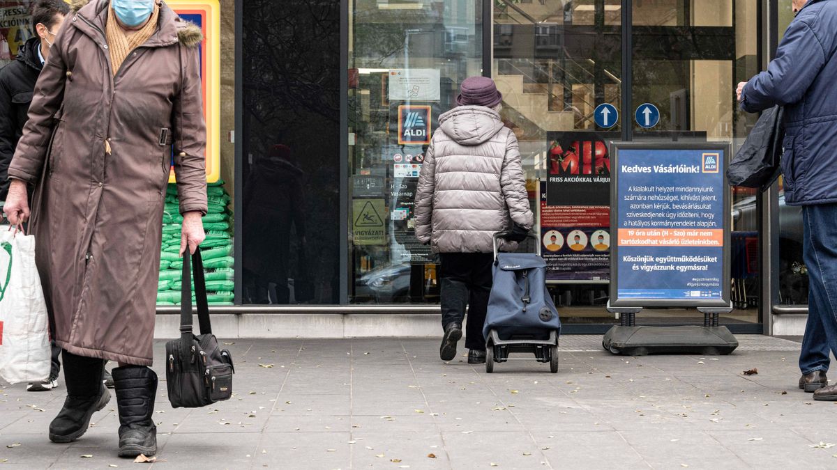 Az áfavisszatérítés a szakértő szerint is komoly segítség a nyugdíjasoknak, de van még egy óriási előnye