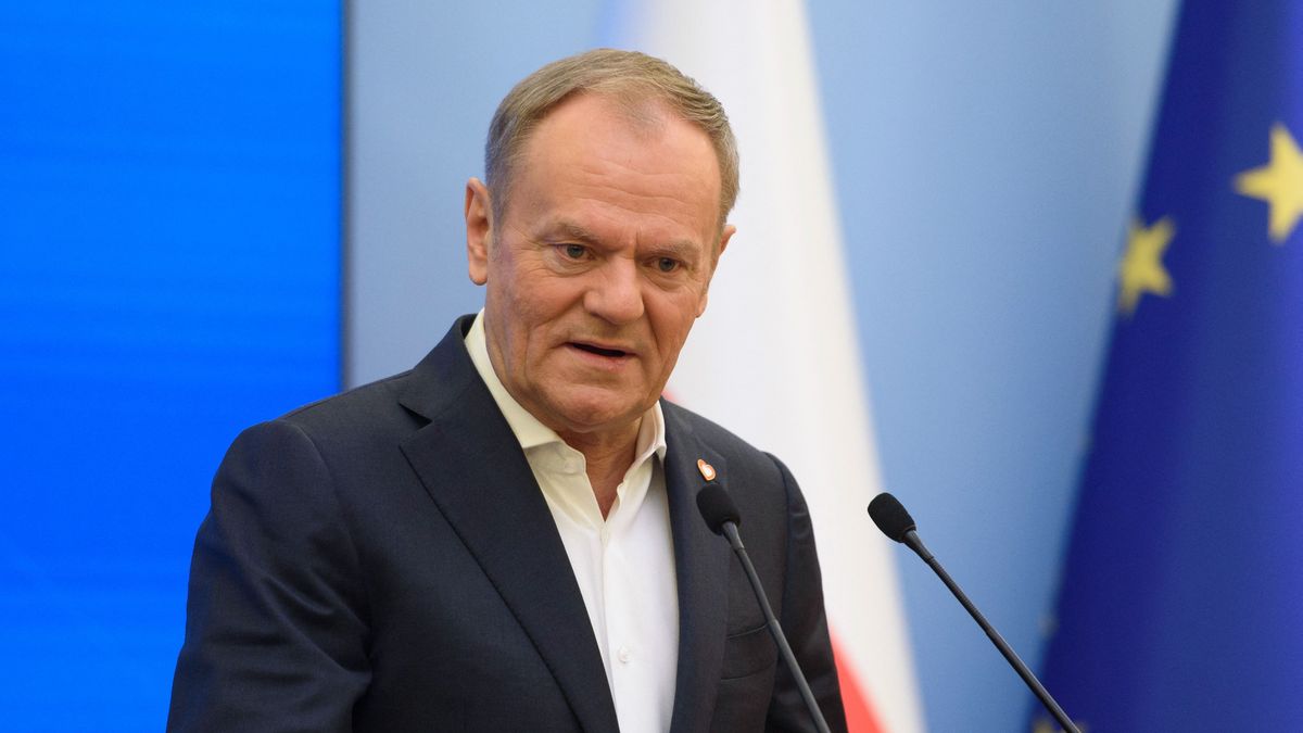 Úgynevezett lengyel jogállamiság: Tusk kormánya „politikai okokból” börtönbe akar zárni egy konzervatív képviselőt