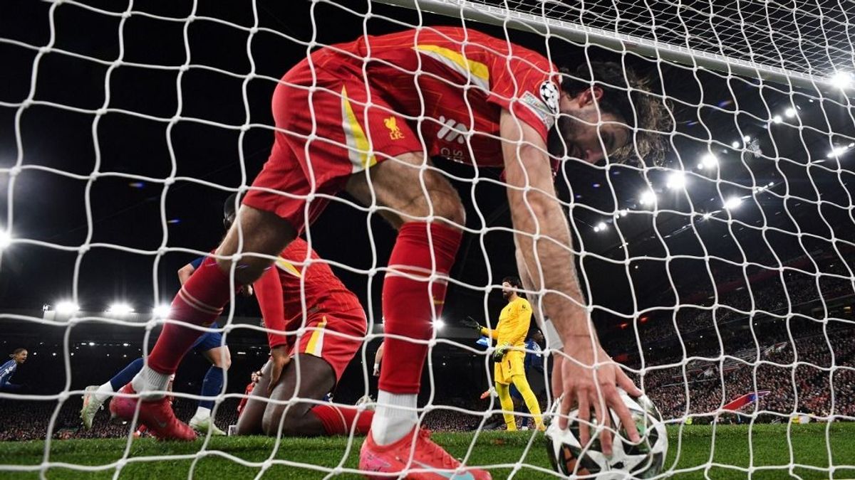 Botladozó Fradi, álomgyilkos franciák, pityergő Szalah és egy ábrándozó Dzsudzsák – top híreink a sport világából