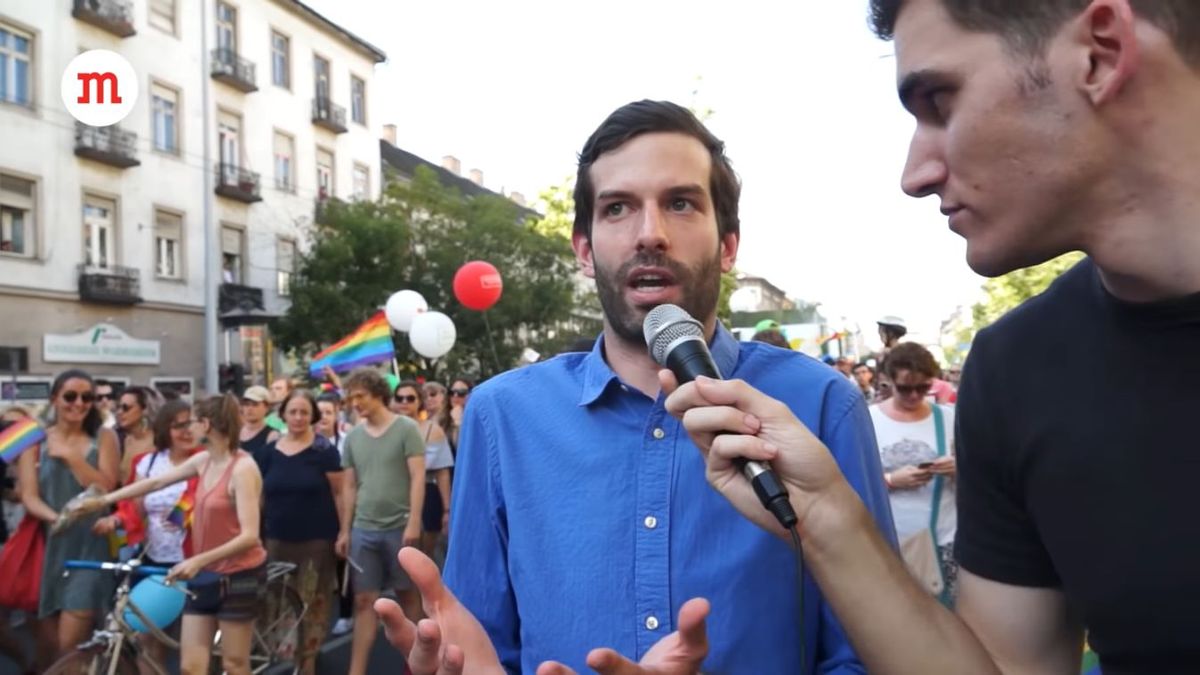 Bekeményített a Momentum: „Jöhetnek a lovasrendőrök, a gumibotok meg a könnygáz” – ők akkor is kint lesznek a Pride-on