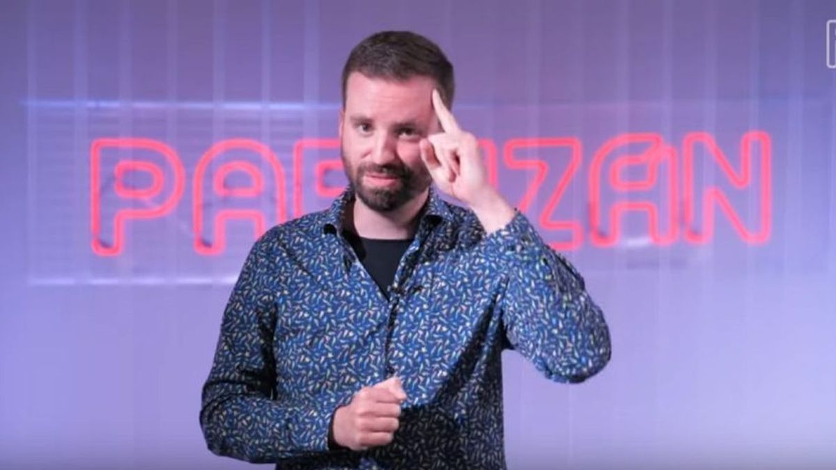 Hitler és Marx a Partizán stúdiójában
