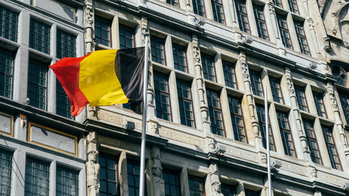 A belga bíróság szerint nem antiszemita az a férfi, aki kést akart lenyomni a zsidók torkán