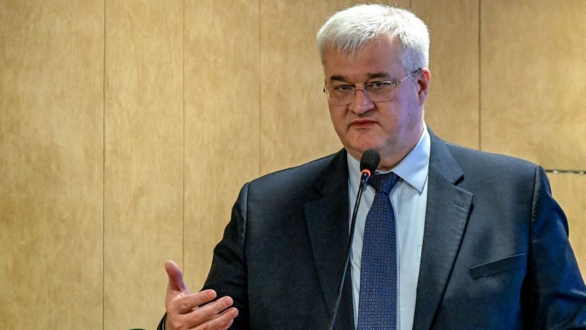 Minden határt átlépett az ukrán külügyminiszter: „trójai falóként” állította be Orbán Viktort