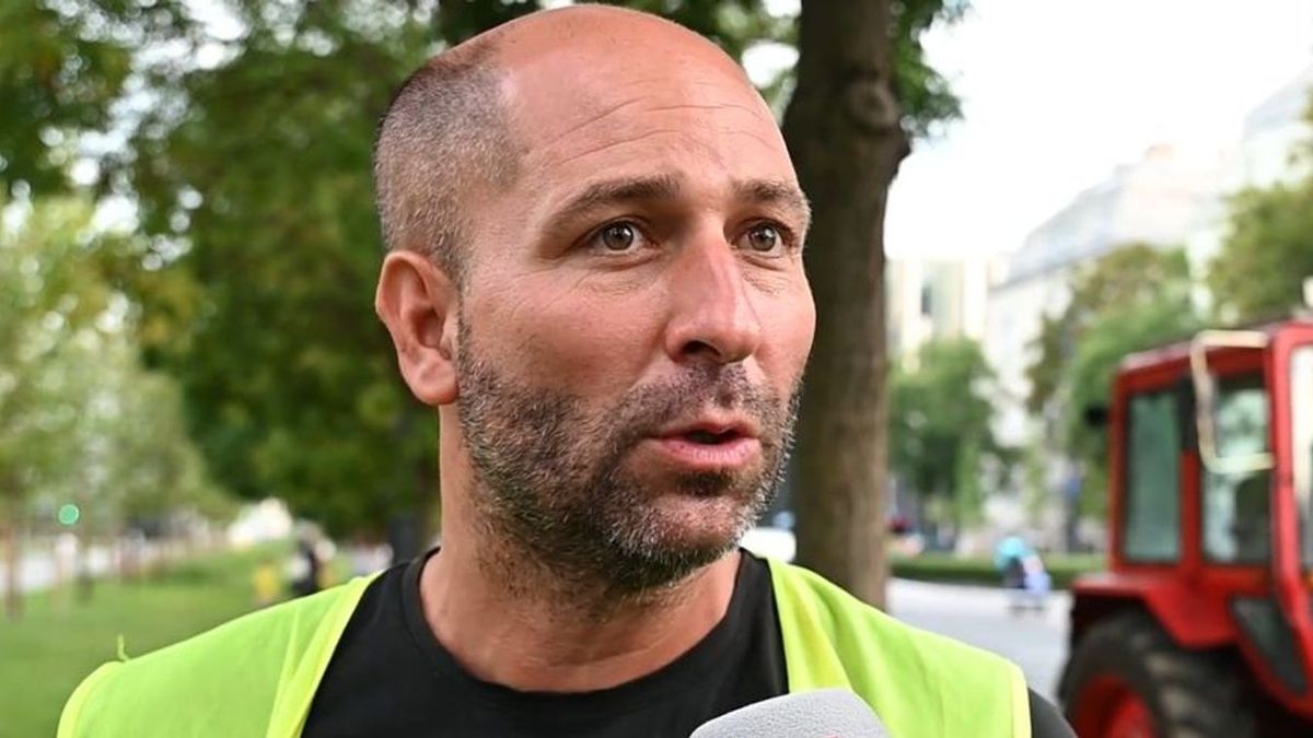 Elfogták, majd szabadon engedték a keddi tüntetés „hősét”, a Dunában megmártózó Szabó Bálintot