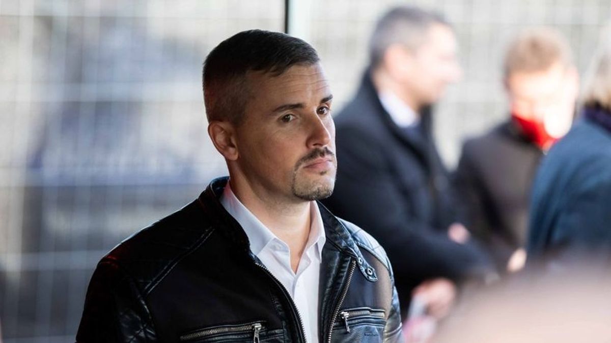 Megelégelték Jakab Péter DK-hoz simulását, visszaléptek a Jobbikba