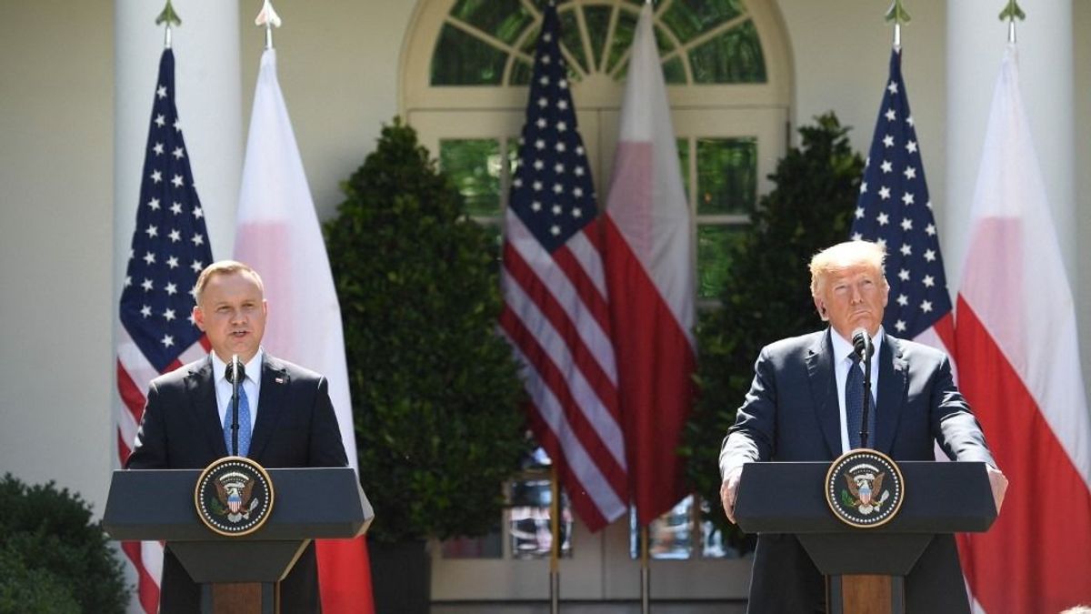 Elszaladt a ló a lengyelekkel, Trump rezzenéstelen arccal húzta meg a vörös vonalat