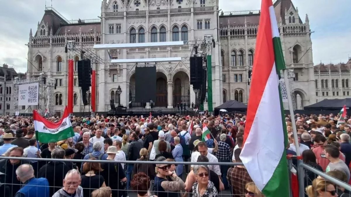 Pánikol a baloldal a tüntetésekkel kapcsolatban, a törvénymódosítás ötletére is kiakadtak