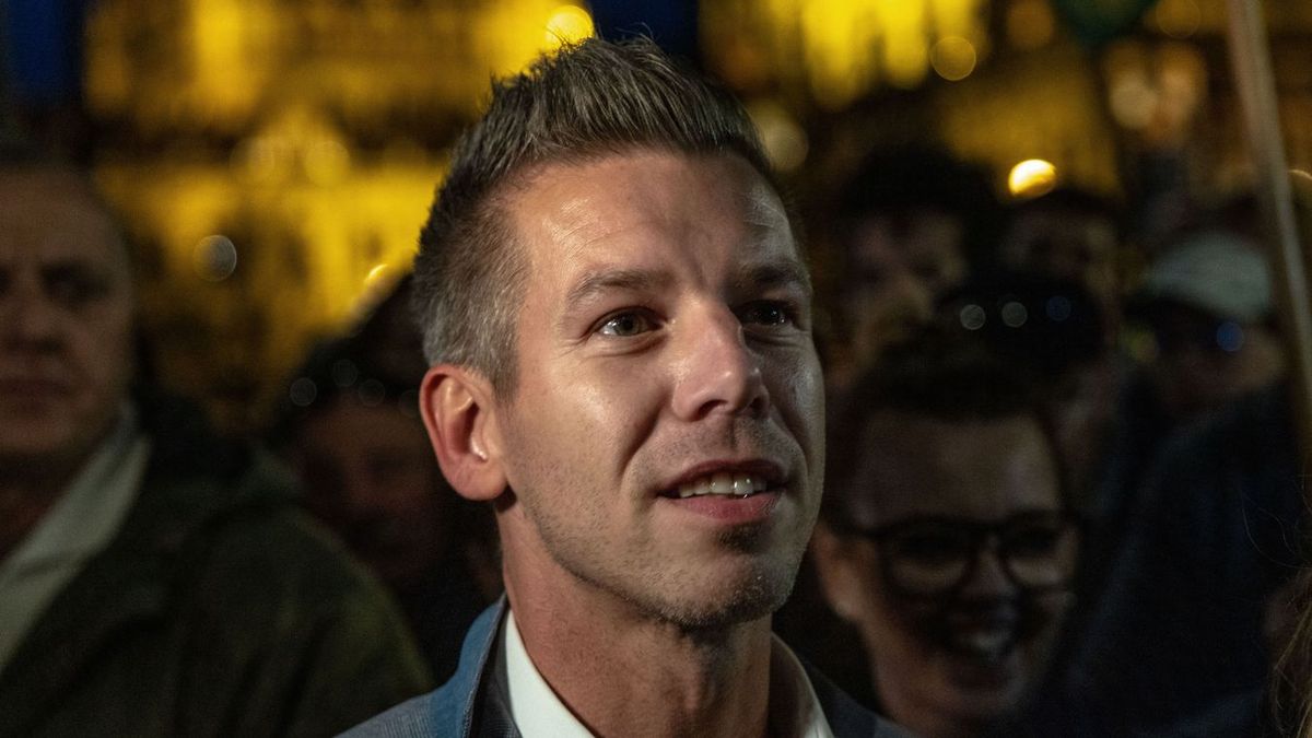 Ez már egyre abszurdabb: Magyar Péter ismét beleszállt a „baráti” Telexbe, megint meg akarja mondani, hogy miről írjanak