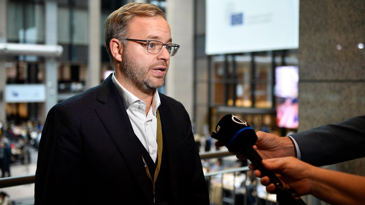Szembesítették a Politicót a magyar állásponttal: az európaiak érdeke fontosabb egy harmadik országénál