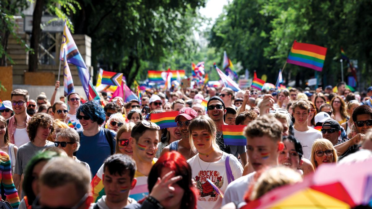Menjek-e a Mandiner élő vitájába a Pride kapcsán?