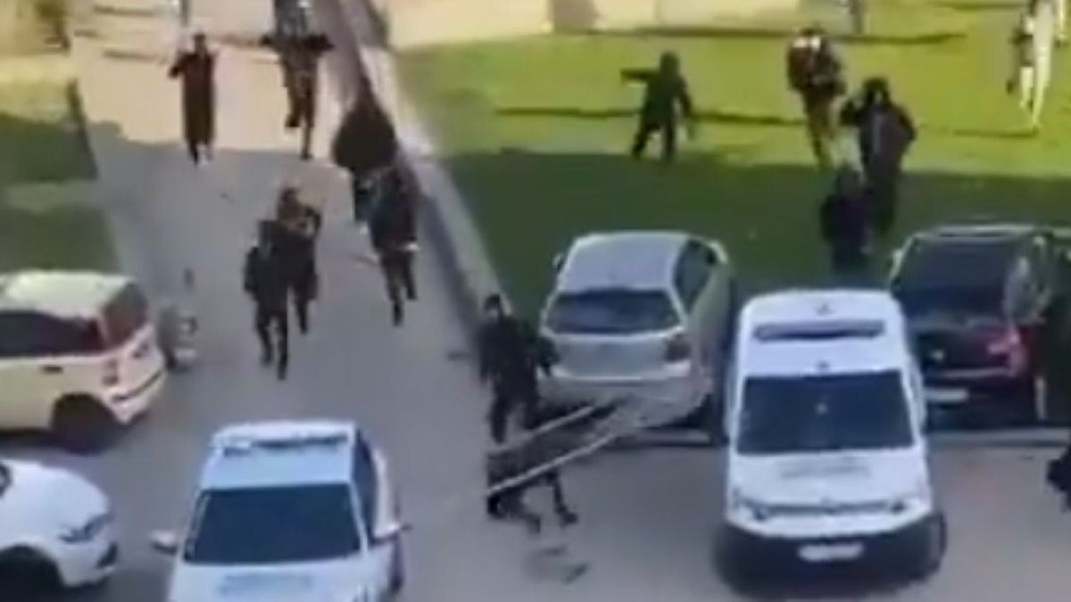Az életükért futnak a francia rendőrök: elszabadultak Párizsban a migránsok (VIDEÓ)