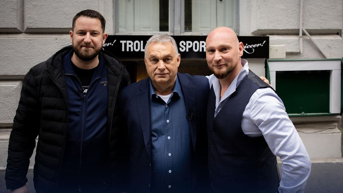 Kiderült, milyen titkot rejt Orbán Viktor narancssárga jegyzetfüzete