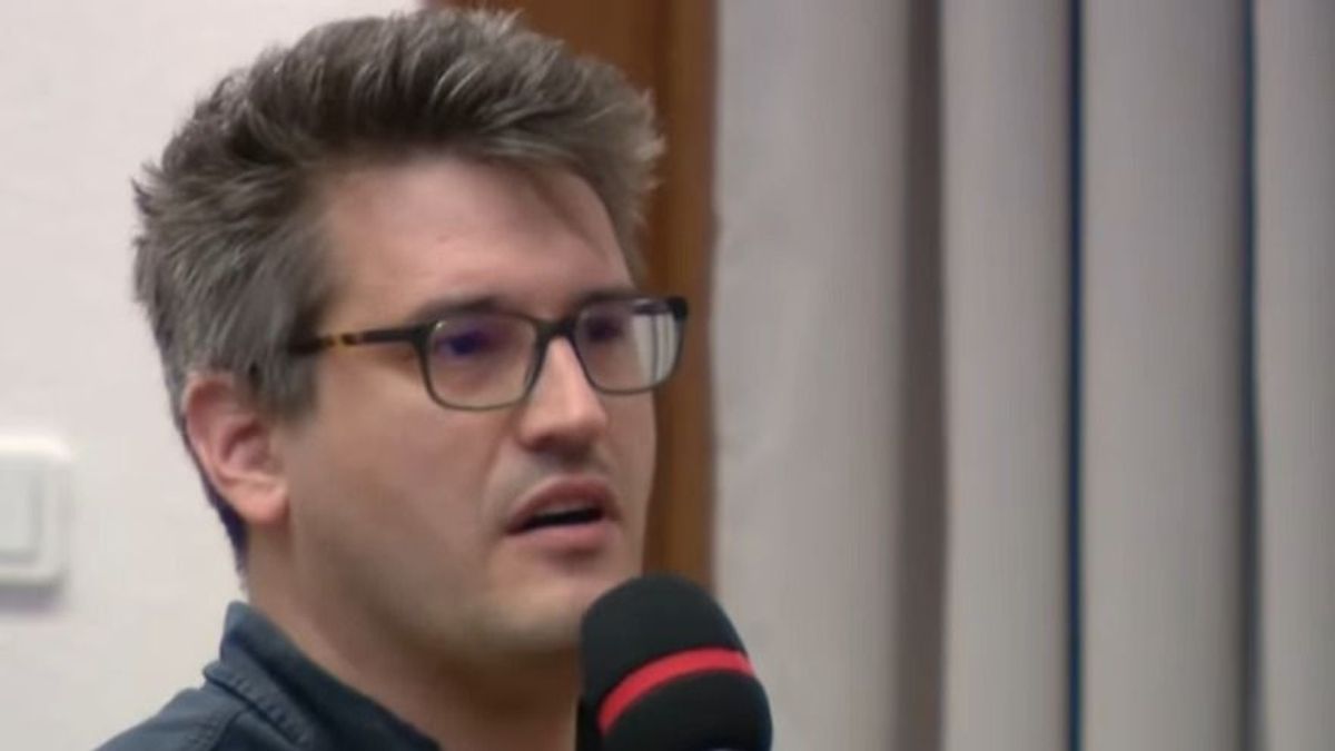 Nem bírt magával: nővel erőszakoskodott a Kormányinfón a 24.hu újságírója (VIDEÓ)