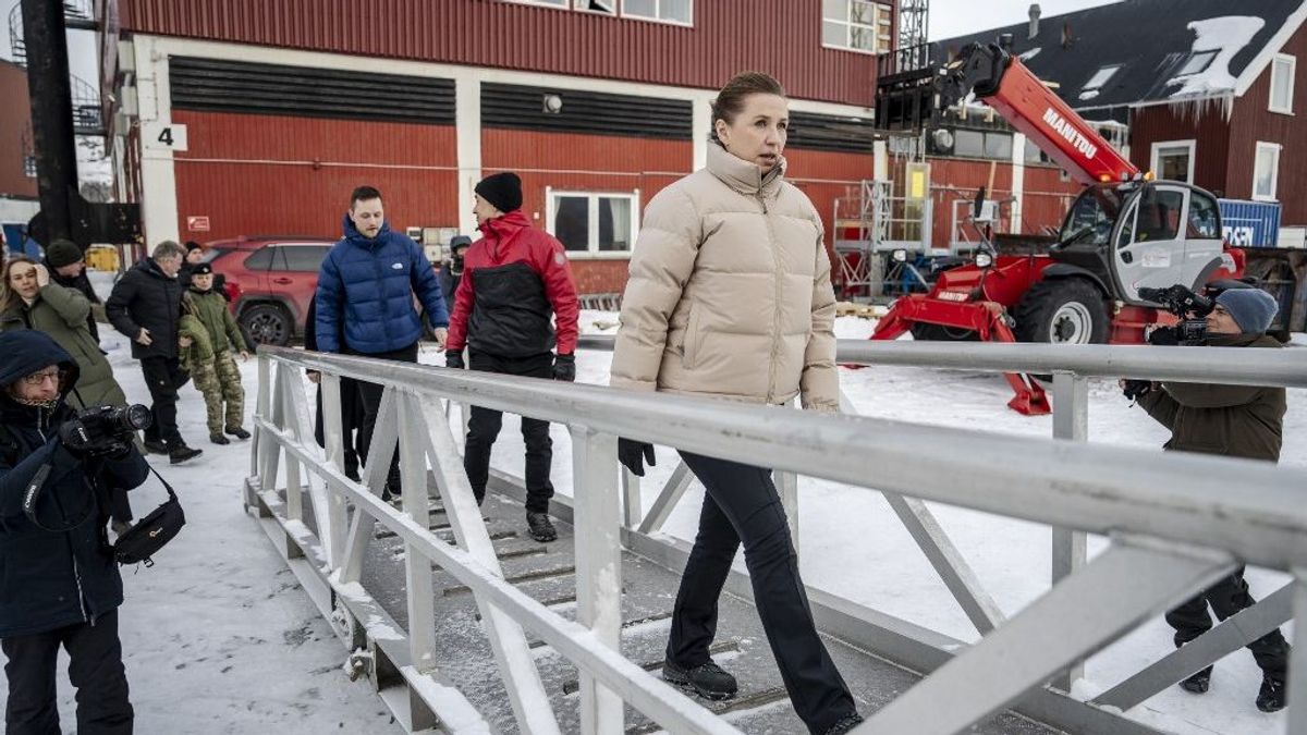 Egyre nagyobb a harc Grönlandért: a dán miniszterelnök is gyorsan odautazott