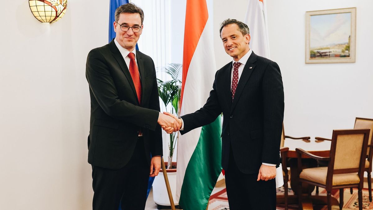 Ezek már nem a pressmani idők: Karácsony Gergely fogadta az Egyesült Államok ügyvivőjét a Városházán