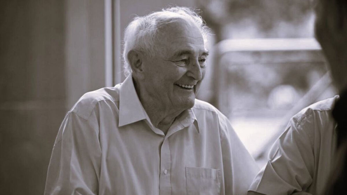 Elhunyt Garami József