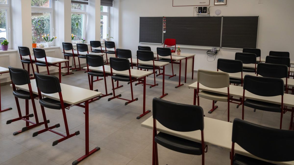Nem nyomoznak a zsidózó tanár ellen